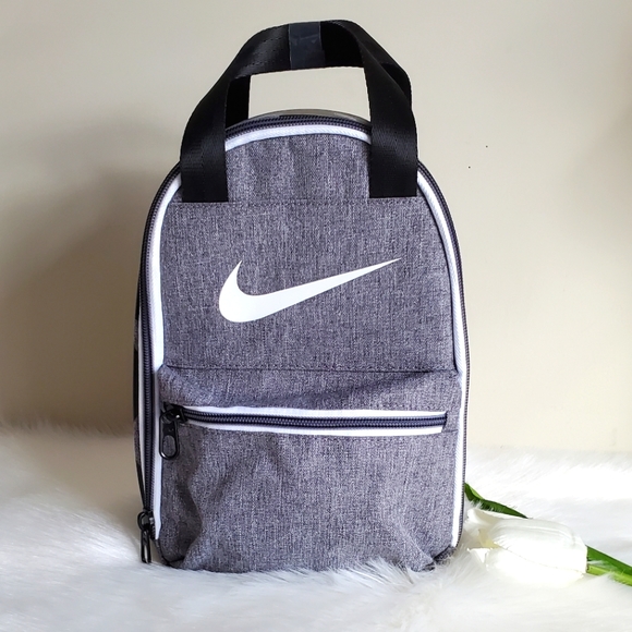 Nike Handbags - NIKE INSULATED LUNCH BAG (1 Available)